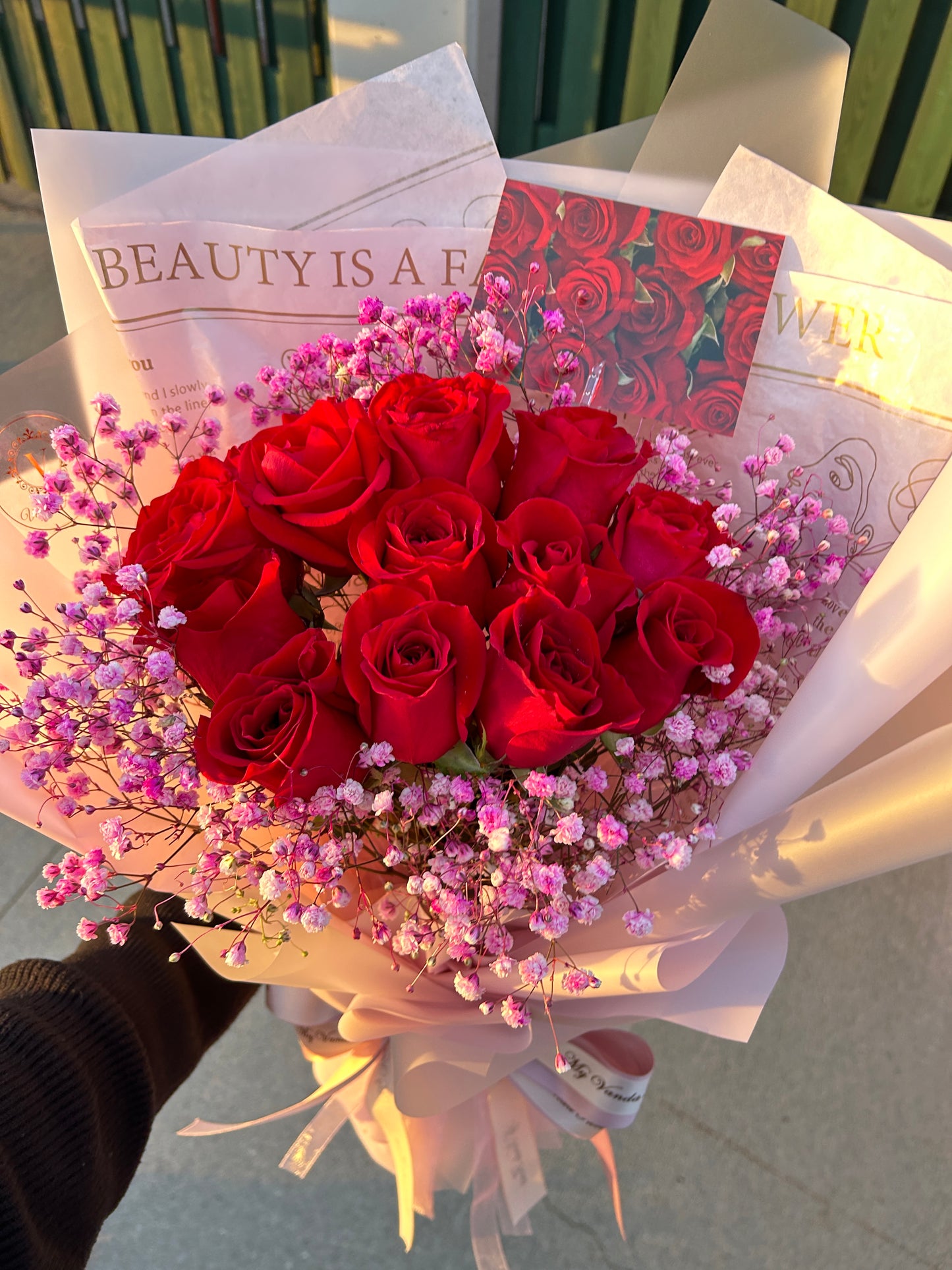 BQ011 (3 Roses or more)