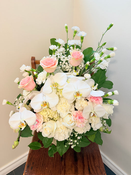Floral Table arrangement