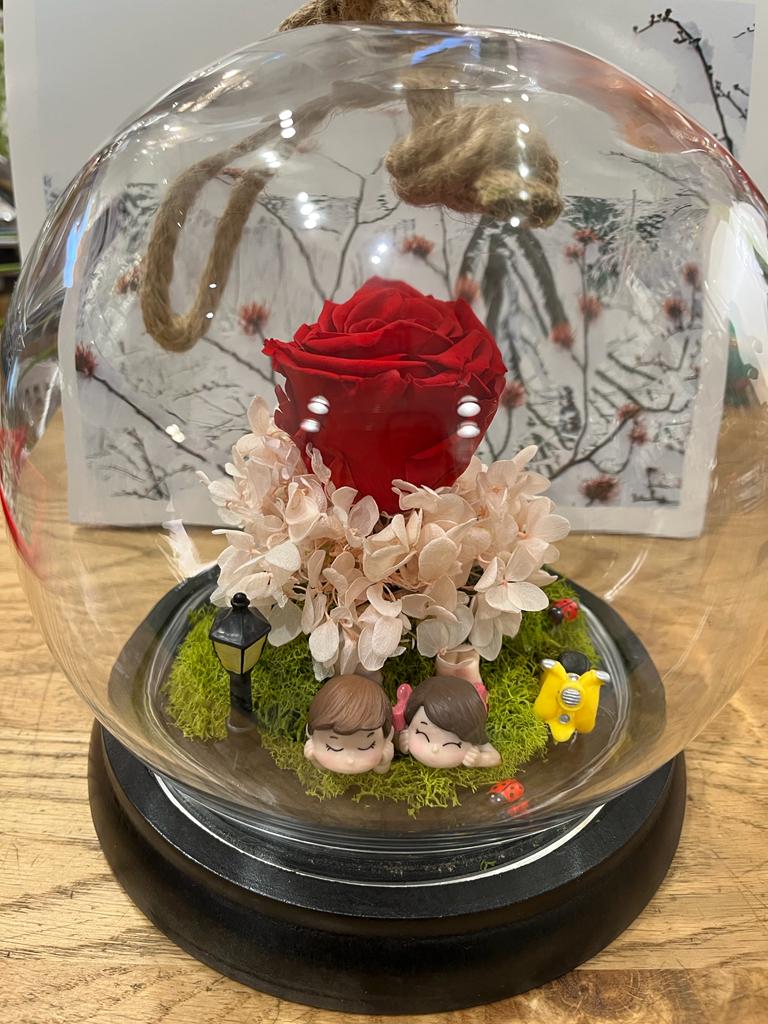 Forever Rose in Globe Vase (Custom-made)