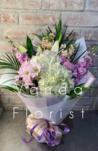 Load image into Gallery viewer, Sympathy Seasonal Assorted bouquet
